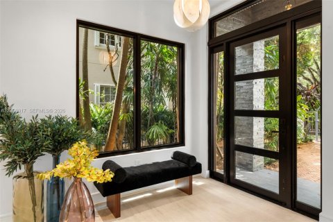 Villa ou maison à vendre à Miami, Floride: 5 chambres, 390 m2 № 2072598 - photo 23