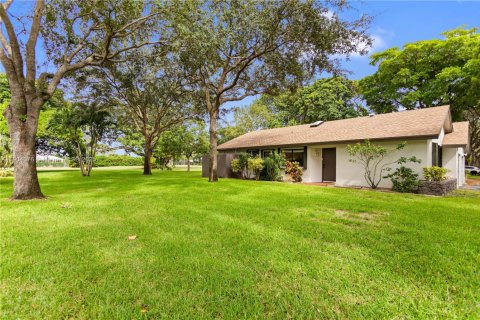 Adosado en venta en Delray Beach, Florida, 2 dormitorios, 108.97 m2 № 1954916 - foto 27