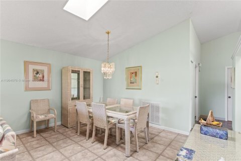 Adosado en venta en Delray Beach, Florida, 2 dormitorios, 108.97 m2 № 1954916 - foto 13