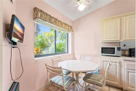 Adosado en venta en Delray Beach, Florida, 2 dormitorios, 108.97 m2 № 1954916 - foto 10