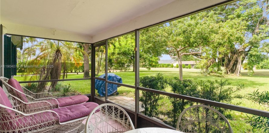 Adosado en Delray Beach, Florida 2 dormitorios, 108.97 m2 № 1954916