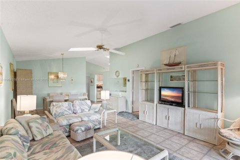 Adosado en venta en Delray Beach, Florida, 2 dormitorios, 108.97 m2 № 1954916 - foto 15