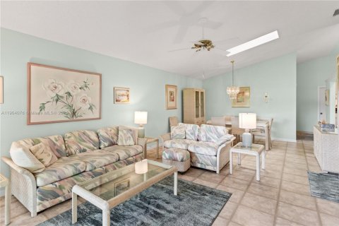 Adosado en venta en Delray Beach, Florida, 2 dormitorios, 108.97 m2 № 1954916 - foto 14