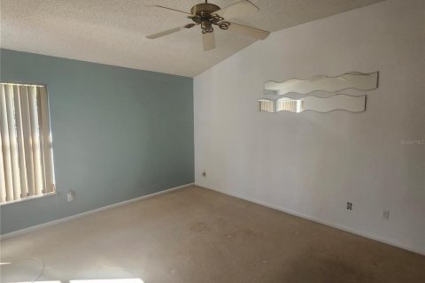 House in New Port Richey, Florida 2 bedrooms, 127.46 sq.m. № 1557626 - photo 22