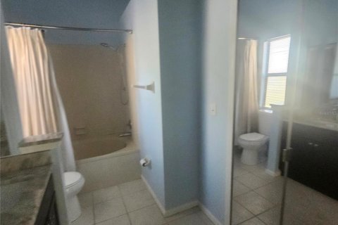 House in New Port Richey, Florida 2 bedrooms, 127.46 sq.m. № 1557626 - photo 5