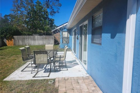 House in New Port Richey, Florida 2 bedrooms, 127.46 sq.m. № 1557626 - photo 8