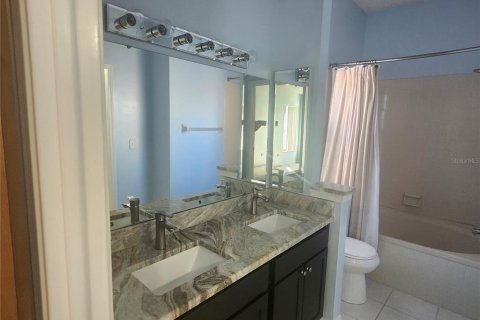 House in New Port Richey, Florida 2 bedrooms, 127.46 sq.m. № 1557626 - photo 20