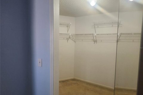 House in New Port Richey, Florida 2 bedrooms, 127.46 sq.m. № 1557626 - photo 19