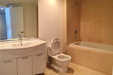 Condominio en alquiler en Miami, Florida, 55.56 m2 № 2011242 - foto 20
