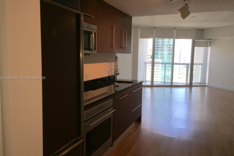 Condominio en alquiler en Miami, Florida, 55.56 m2 № 2011242 - foto 11