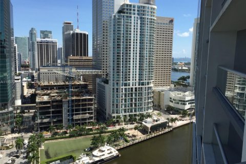 Condominio en alquiler en Miami, Florida, 55.56 m2 № 2011242 - foto 3