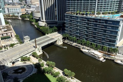 Condominio en alquiler en Miami, Florida, 55.56 m2 № 2011242 - foto 16