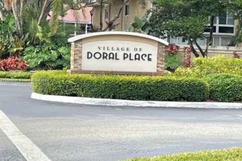 Copropriété à vendre à Doral, Floride: 2 chambres, 86.03 m2 № 1979833 - photo 4