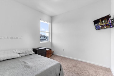 House in Homestead, Florida 4 bedrooms, 201.04 sq.m. № 2041241 - photo 15