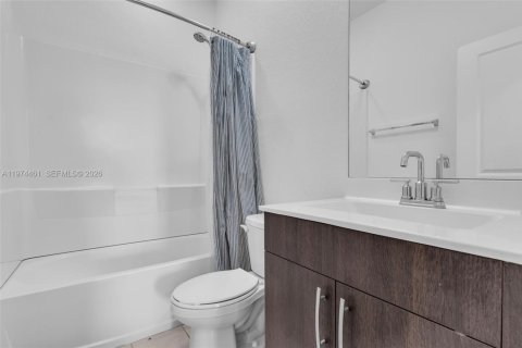 House in Homestead, Florida 4 bedrooms, 201.04 sq.m. № 2041241 - photo 20