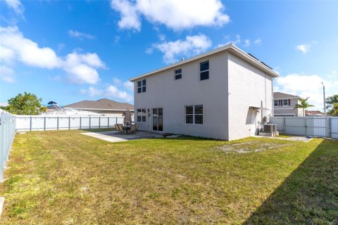 House in Homestead, Florida 4 bedrooms, 201.04 sq.m. № 2041241 - photo 28