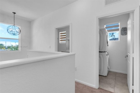 House in Homestead, Florida 4 bedrooms, 201.04 sq.m. № 2041241 - photo 26