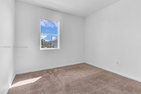 House in Homestead, Florida 4 bedrooms, 201.04 sq.m. № 2041241 - photo 21