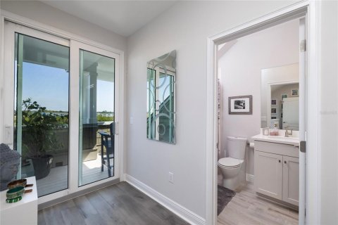 Townhouse in Indian Shores, Florida 3 bedrooms, 213.49 sq.m. № 1513756 - photo 11