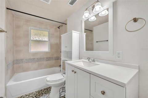 Villa ou maison à vendre à DeLand, Floride: 4 chambres, 153.47 m2 № 1831278 - photo 23