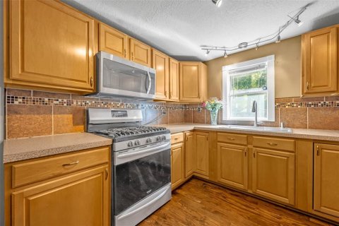 Villa ou maison à vendre à DeLand, Floride: 4 chambres, 153.47 m2 № 1831278 - photo 12