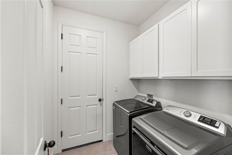 House in Sarasota, Florida 4 bedrooms, 216.74 sq.m. № 1642474 - photo 24