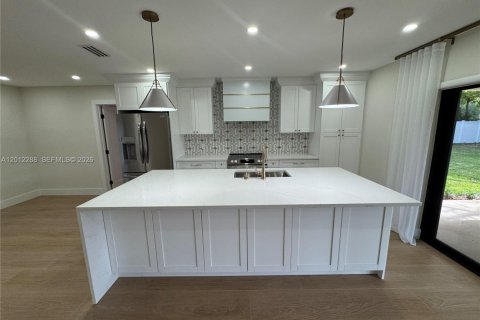 Casa en alquiler en Boca Raton, Florida, 4 dormitorios, 141.21 m2 № 2074772 - foto 5
