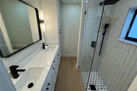 Casa en alquiler en Boca Raton, Florida, 4 dormitorios, 141.21 m2 № 2074772 - foto 9