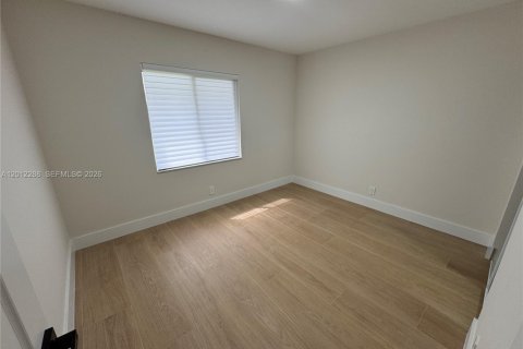 Casa en alquiler en Boca Raton, Florida, 4 dormitorios, 141.21 m2 № 2074772 - foto 11