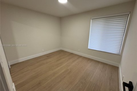 Casa en alquiler en Boca Raton, Florida, 4 dormitorios, 141.21 m2 № 2074772 - foto 14