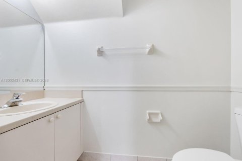 Villa ou maison à vendre à Miramar, Floride: 4 chambres, 231.42 m2 № 2066531 - photo 22