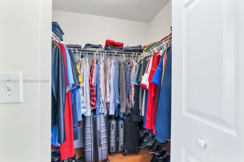 Villa ou maison à vendre à Miramar, Floride: 4 chambres, 231.42 m2 № 2066531 - photo 28