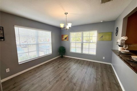 Townhouse in Riverview, Florida 3 bedrooms, 130.81 sq.m. № 2400078 - photo 12