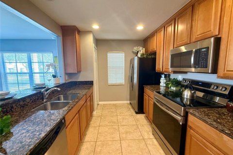 Townhouse in Riverview, Florida 3 bedrooms, 130.81 sq.m. № 2400078 - photo 9