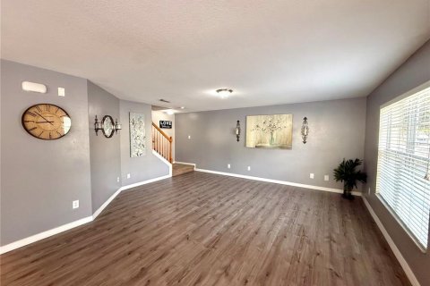 Townhouse in Riverview, Florida 3 bedrooms, 130.81 sq.m. № 2400078 - photo 4