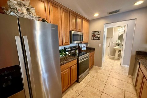 Townhouse in Riverview, Florida 3 bedrooms, 130.81 sq.m. № 2400078 - photo 13
