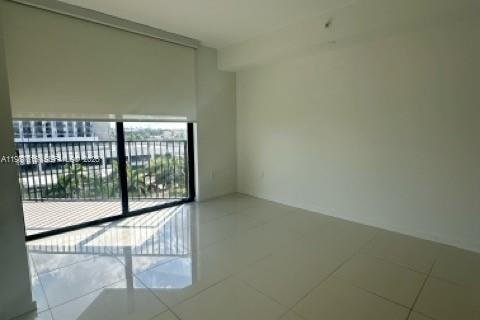 Condominio en alquiler en Doral, Florida, 2 dormitorios, 89.19 m2 № 2048958 - foto 8