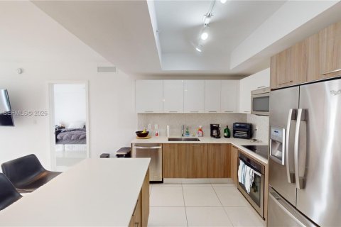 Condominio en alquiler en Doral, Florida, 2 dormitorios, 89.19 m2 № 2048958 - foto 4