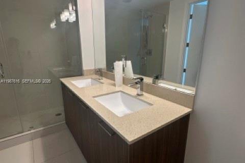 Condominio en alquiler en Doral, Florida, 2 dormitorios, 89.19 m2 № 2048958 - foto 12