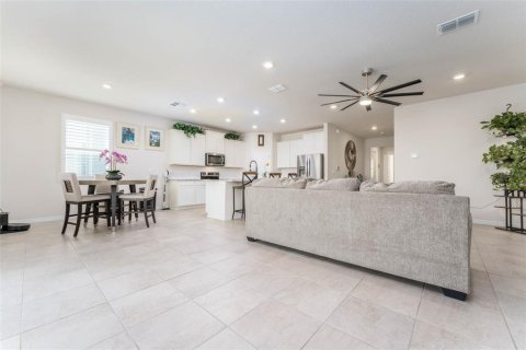 House in Bradenton, Florida 4 bedrooms, 189.99 sq.m. № 2216105 - photo 17