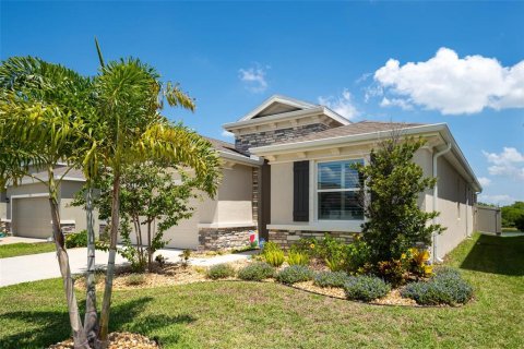 House in Bradenton, Florida 4 bedrooms, 189.99 sq.m. № 2216105 - photo 2