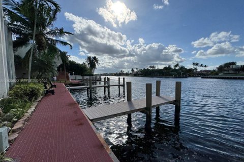 Copropriété à louer à Lauderdale-by-the-Sea, Floride: 2 chambres, 139.35 m2 № 1982729 - photo 28