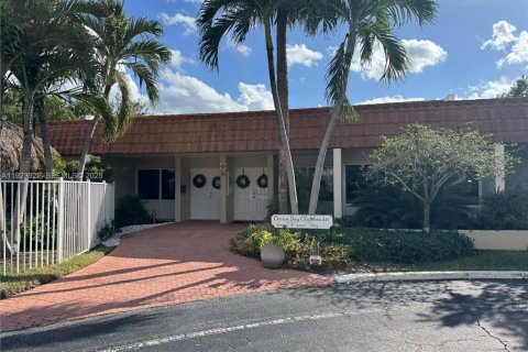 Copropriété à louer à Lauderdale-by-the-Sea, Floride: 2 chambres, 139.35 m2 № 1982729 - photo 22