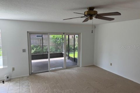 House in Brandon, Florida 3 bedrooms, 182.92 sq.m. № 1803426 - photo 9