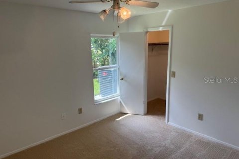House in Brandon, Florida 3 bedrooms, 182.92 sq.m. № 1803426 - photo 23