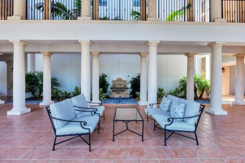 Condo in Placida, Florida, 2 bedrooms  № 1754977 - photo 9