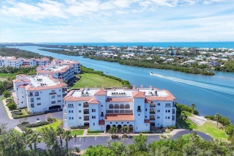Condo in Placida, Florida, 2 bedrooms  № 1754977 - photo 1