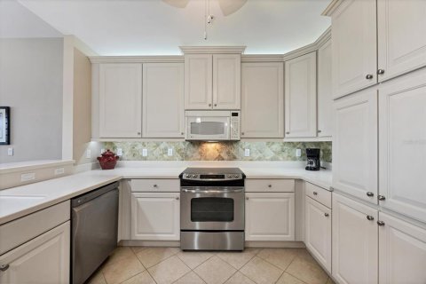 Condo in Placida, Florida, 2 bedrooms  № 1754977 - photo 18