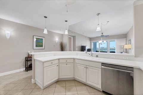 Condo in Placida, Florida, 2 bedrooms  № 1754977 - photo 19