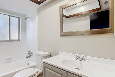 Villa ou maison à vendre à Orlando, Floride: 3 chambres, 111.85 m2 № 2425482 - photo 19
